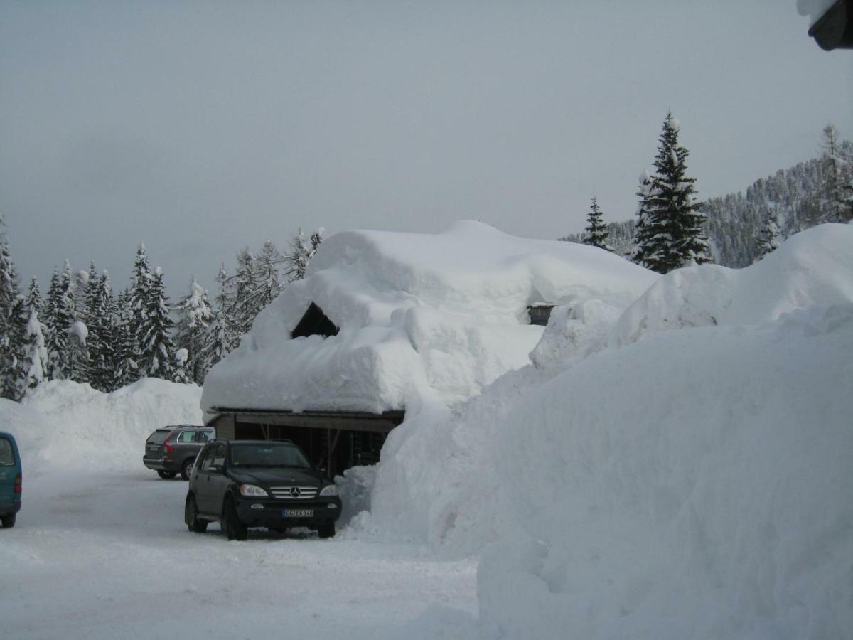 Haus Serena Oben Sonnenalpe Nassfeld Ngoại thất bức ảnh